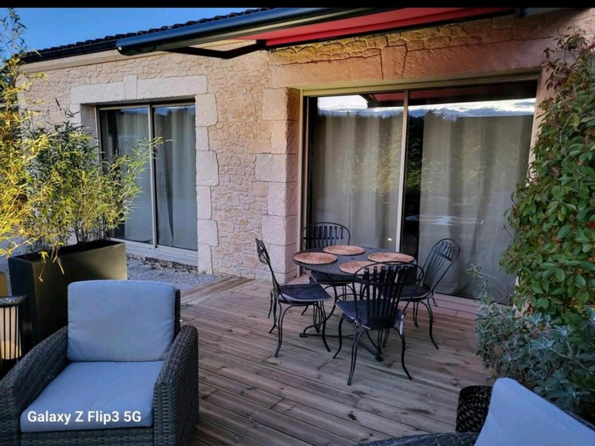 Holiday home Maison Cloe